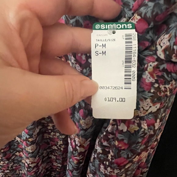 NWT Floral Chiffon Dress from Simons - Size Small/Medium - Picture 10 of 13